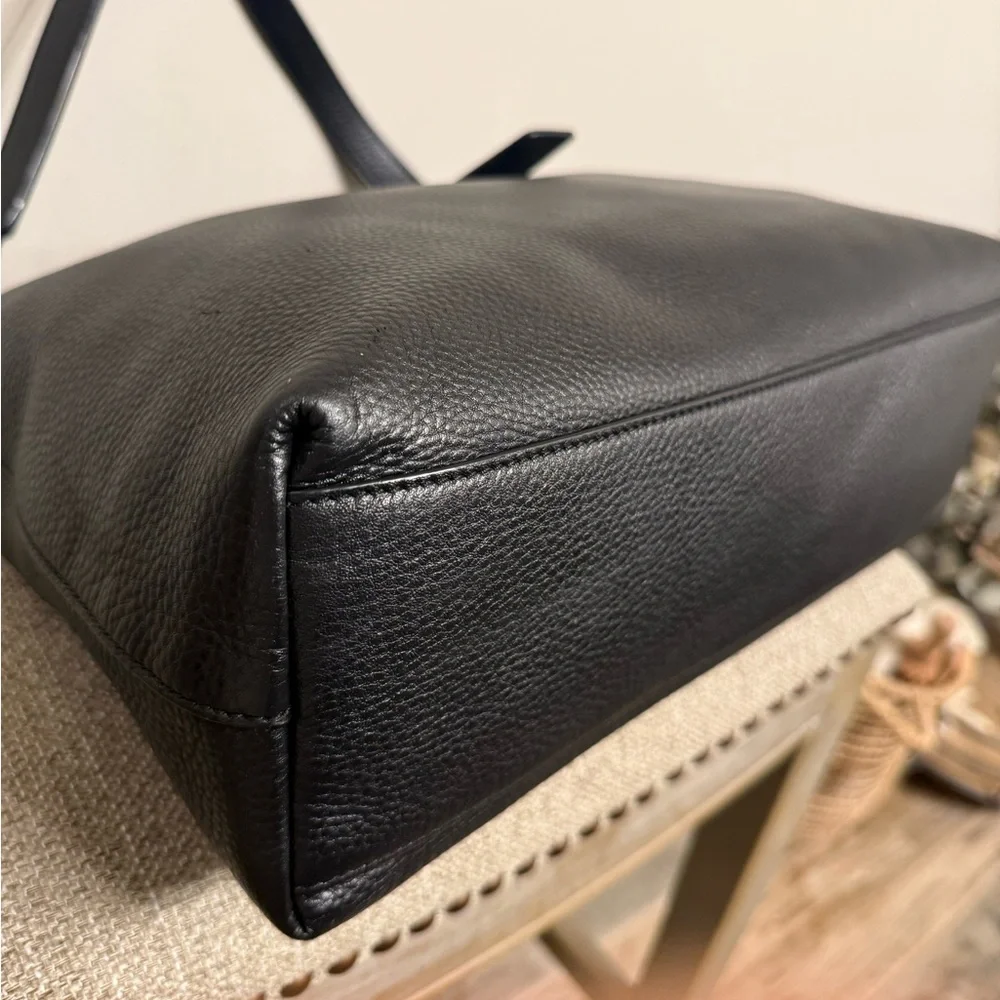 Tory Burch Hobo Shoulder Bag in black - Picture 7 of 15